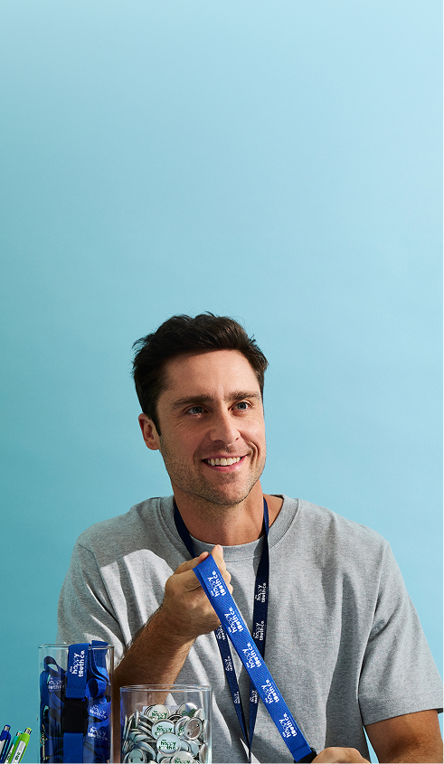 TRADE SHOW GIVEAWAYS